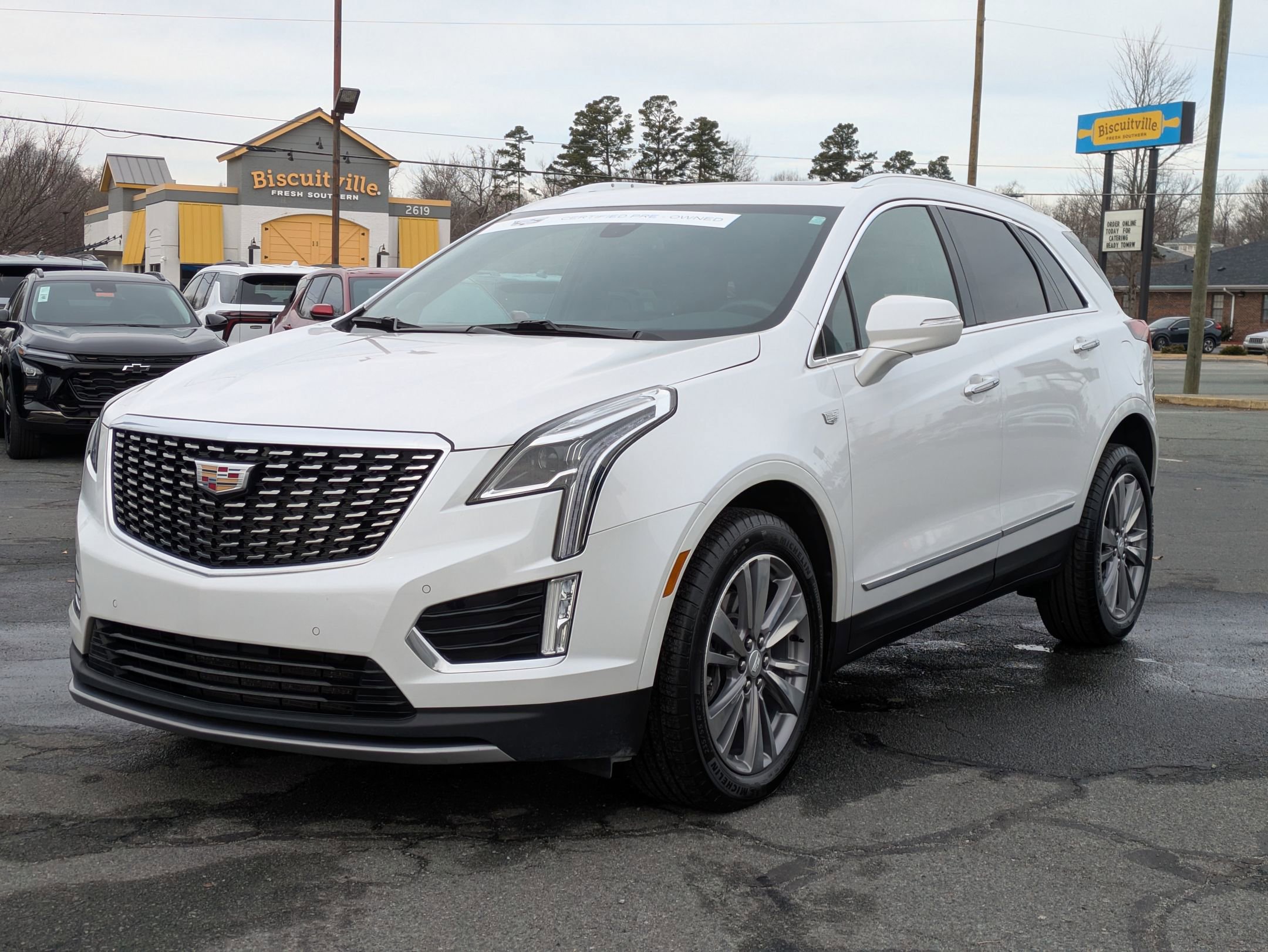 2025 Cadillac XT5 Premium Luxury's photo