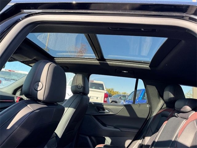 2026 Chevrolet Equinox RS photo 3