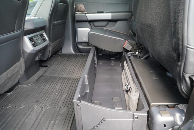 2025 Ford F-250 Lariat photo 28