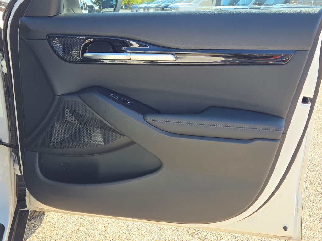 2022 Kia Seltos EX photo 8