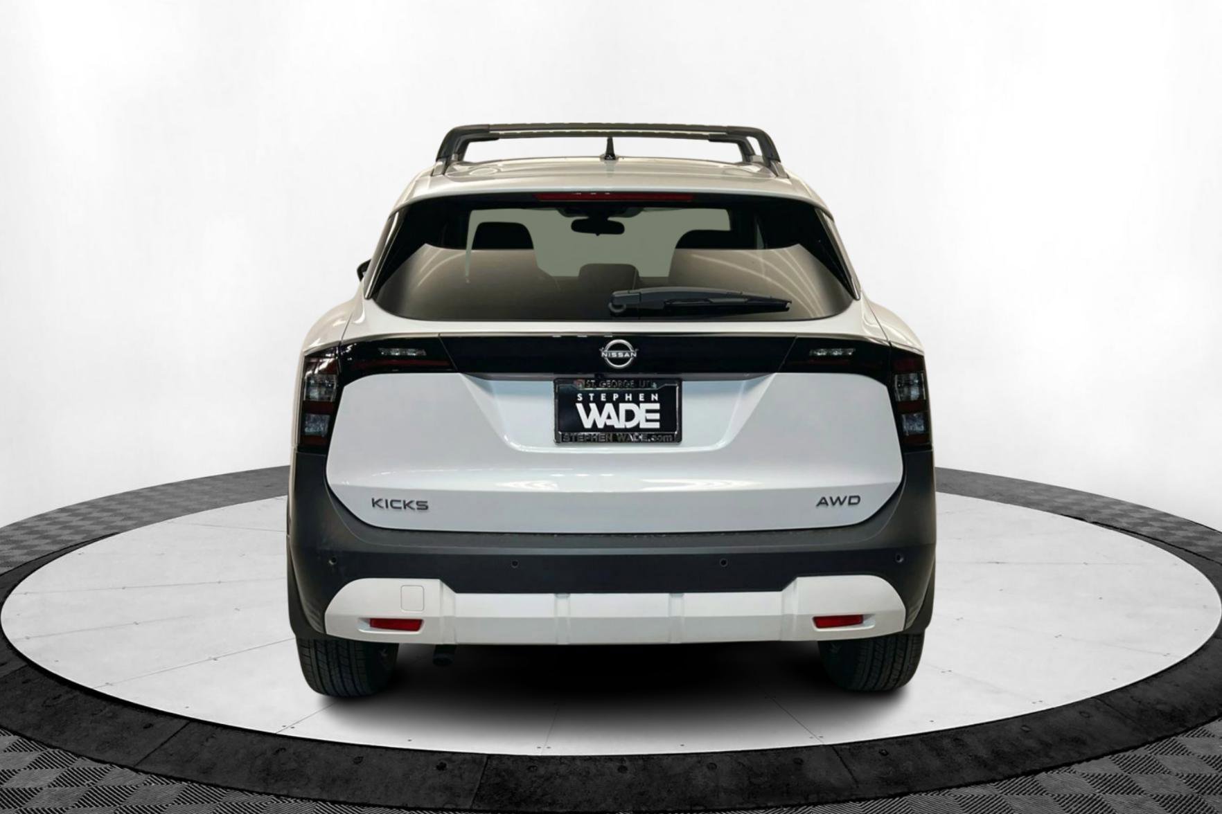 2026 Nissan Kicks SV photo 4