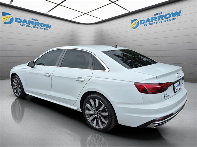 2022 Audi A4 40 Premium Quattro photo 3