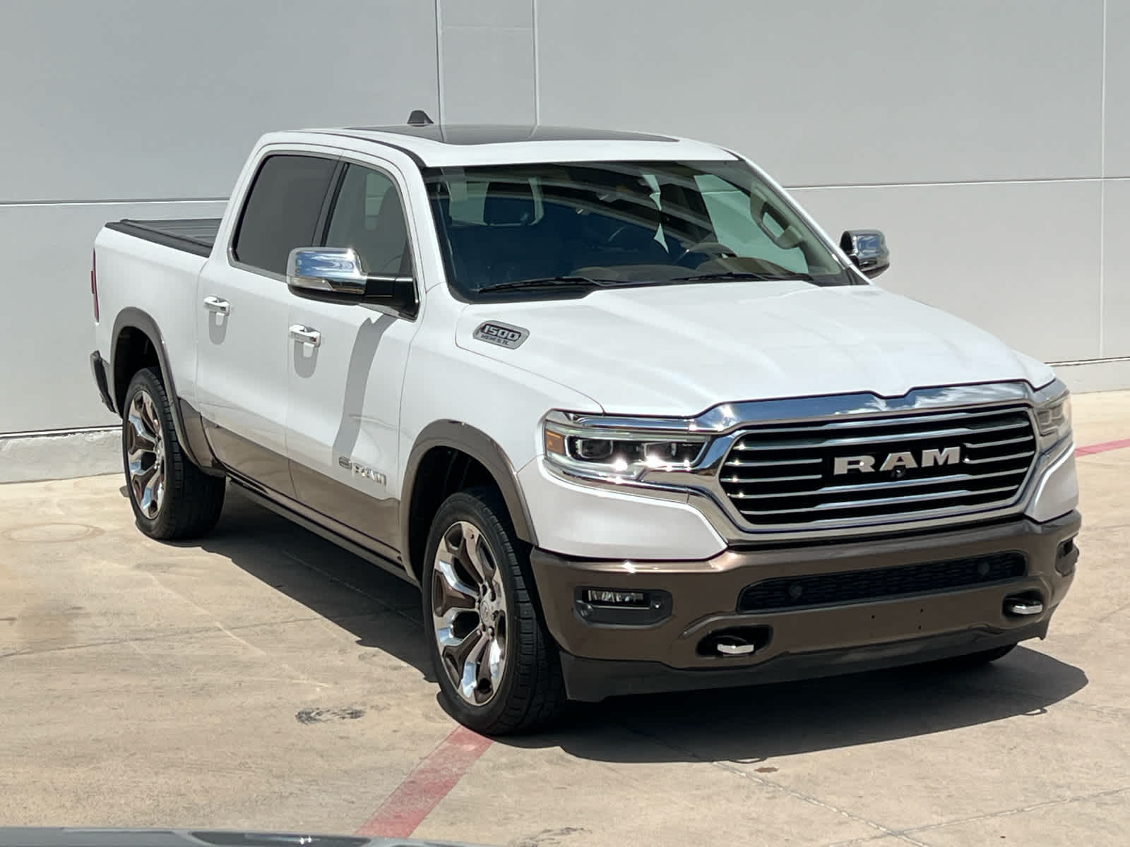 2020 Ram 1500 Longhorn photo 3