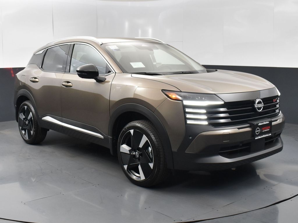 2026 Nissan KICKS SR's photo