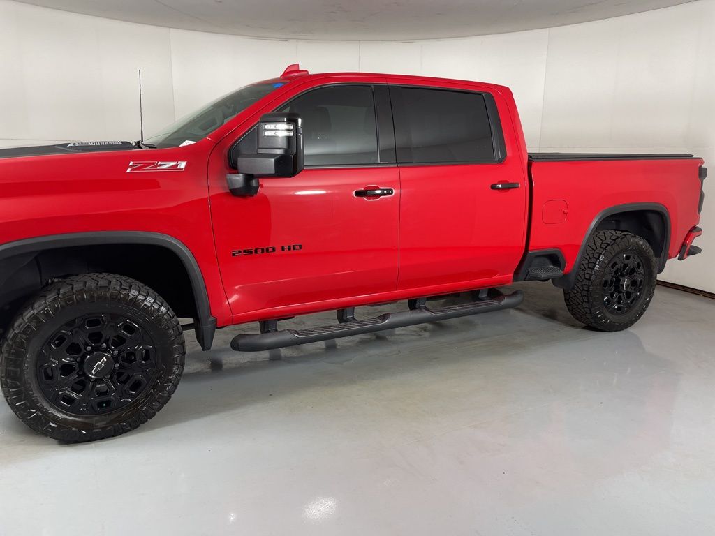 2022 Chevrolet Silverado 2500HD LTZ photo 6