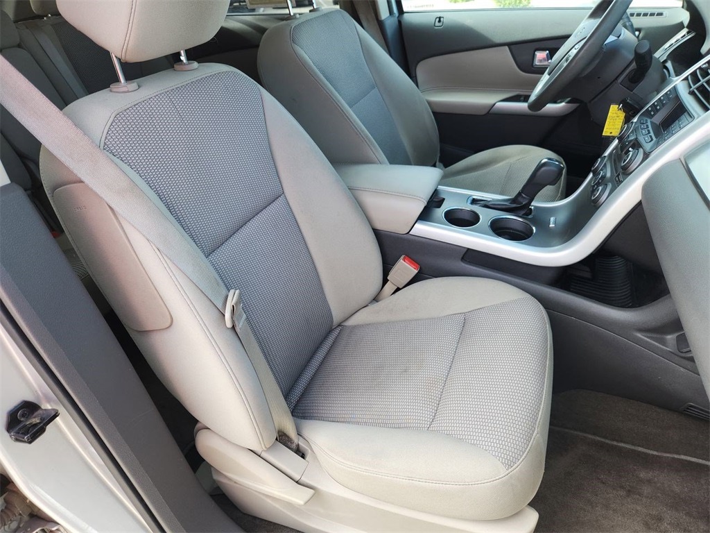 2013 Ford Edge SEL photo 24