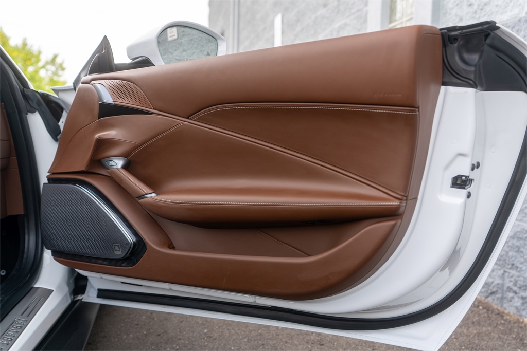 2024 Ferrari Roma Spider photo 31