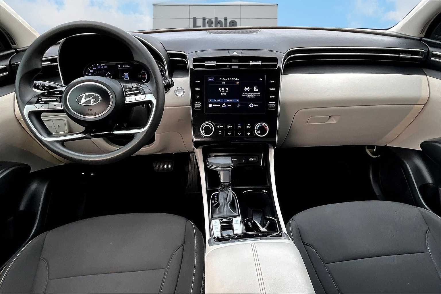 2023 Hyundai Tucson SEL photo 8