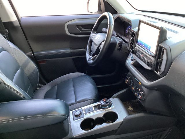 2021 Ford Bronco Sport Outer Banks photo 28