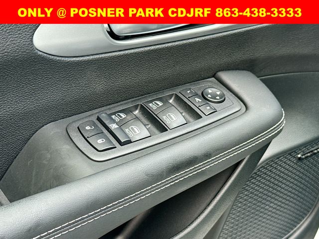 2026 Chrysler Pacifica Limited photo 17