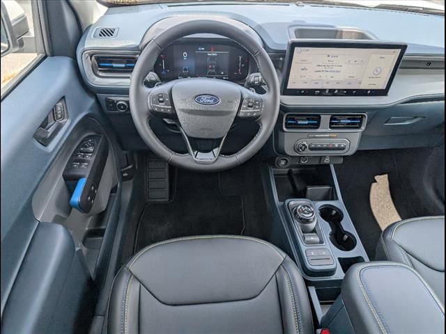 2025 Ford Maverick photo 5