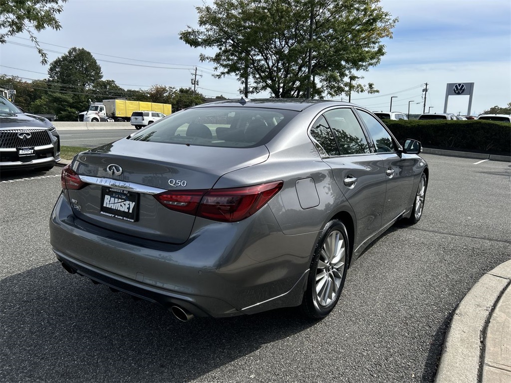 2023 Infiniti Q50 LUXE photo 4