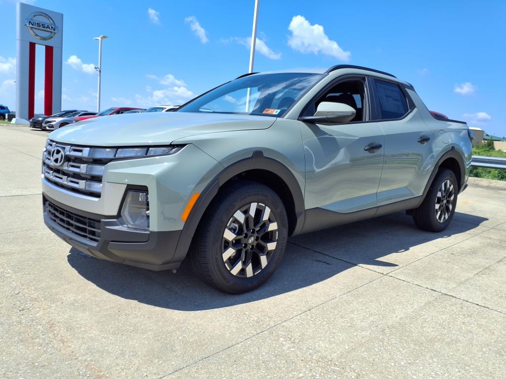 2025 Hyundai Santa Cruz SEL Activity photo 2