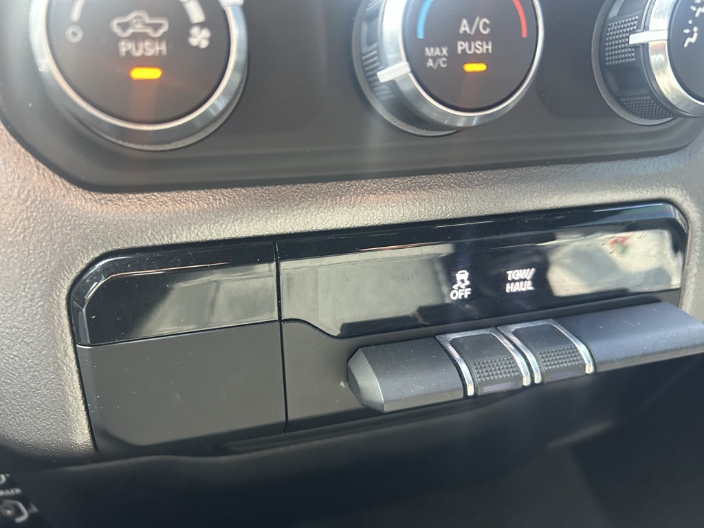 2022 Ram 1500 Big Horn Lone Star photo 24