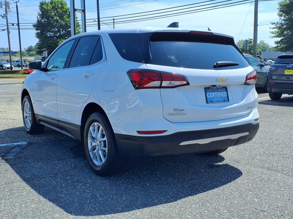 2022 Chevrolet Equinox LT photo 3