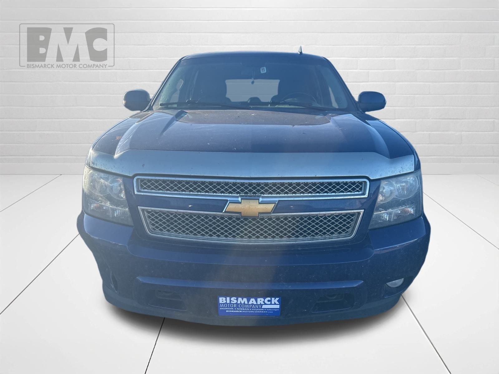 2012 Chevrolet Tahoe LT photo 2