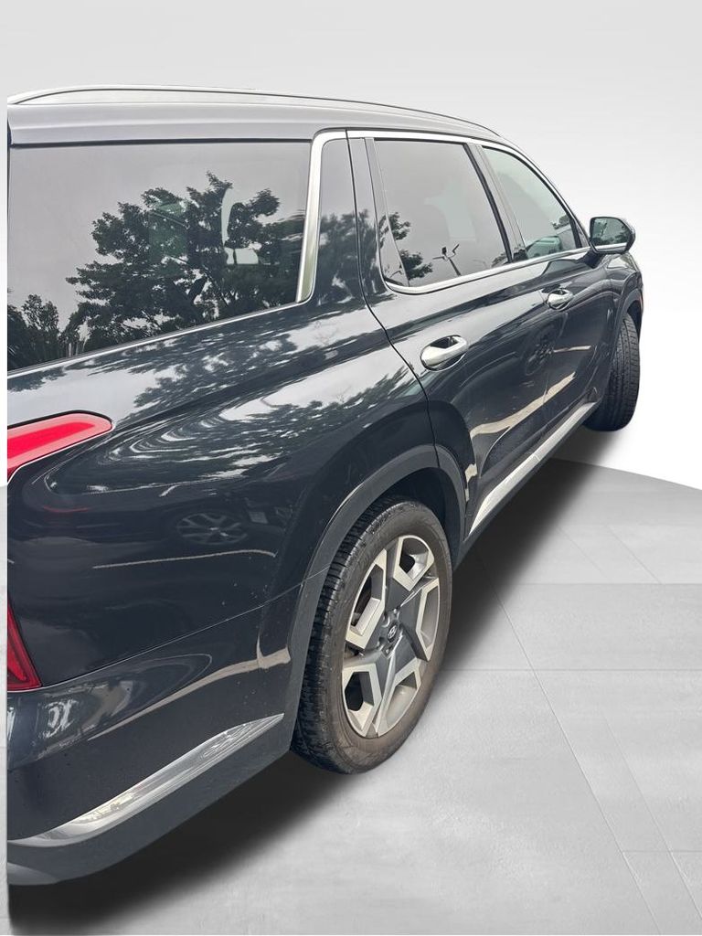 2024 Hyundai Palisade Limited photo 4