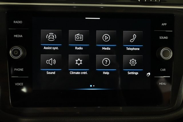 2024 Volkswagen Tiguan SE Wolfsburg Edition photo 7