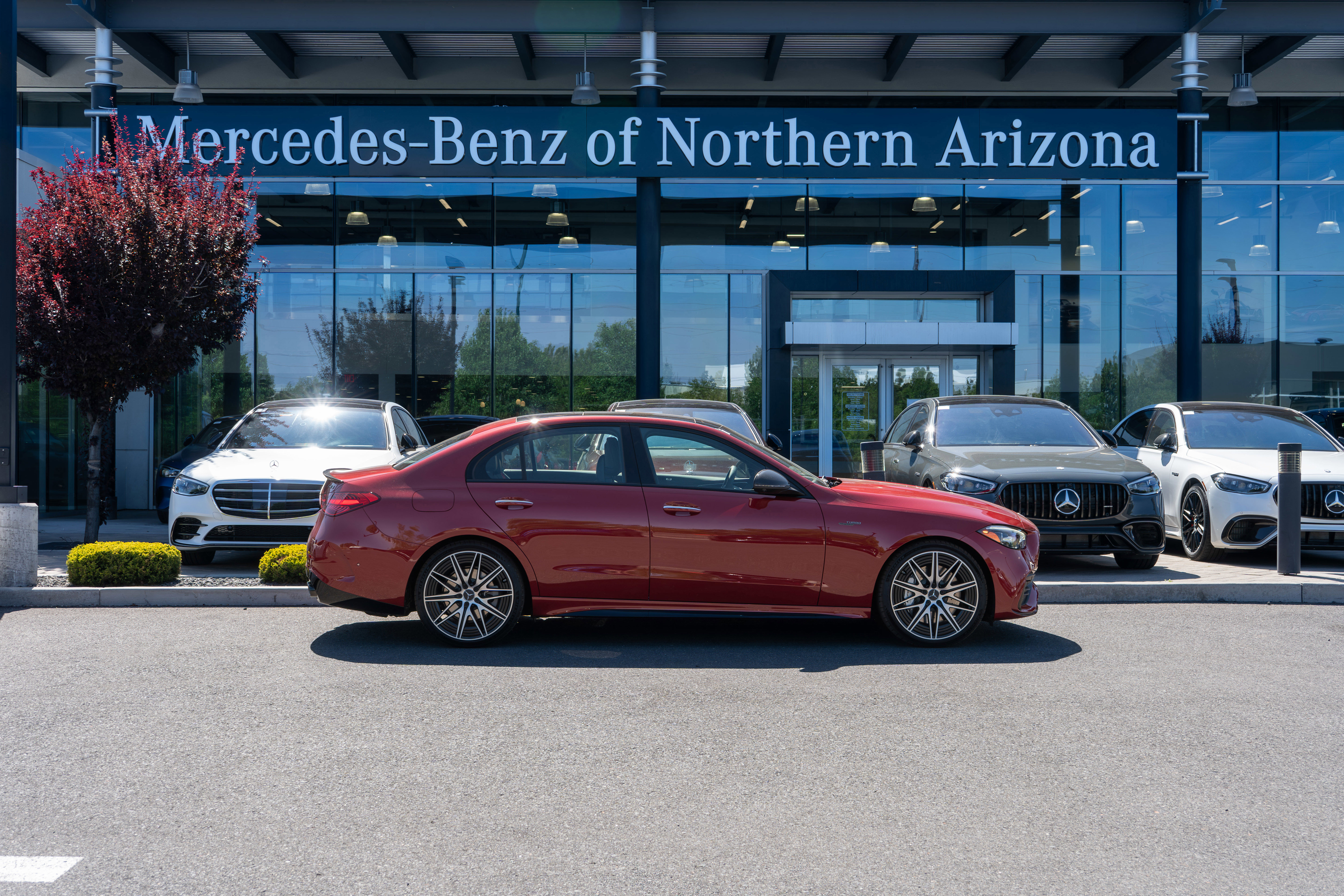 2025 Mercedes-Benz C-Class Sedan AMG C43's photo