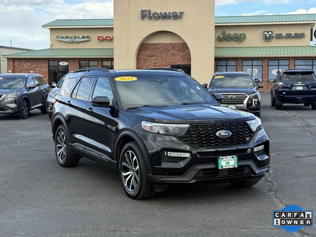 2021 Ford Explorer ST's photo