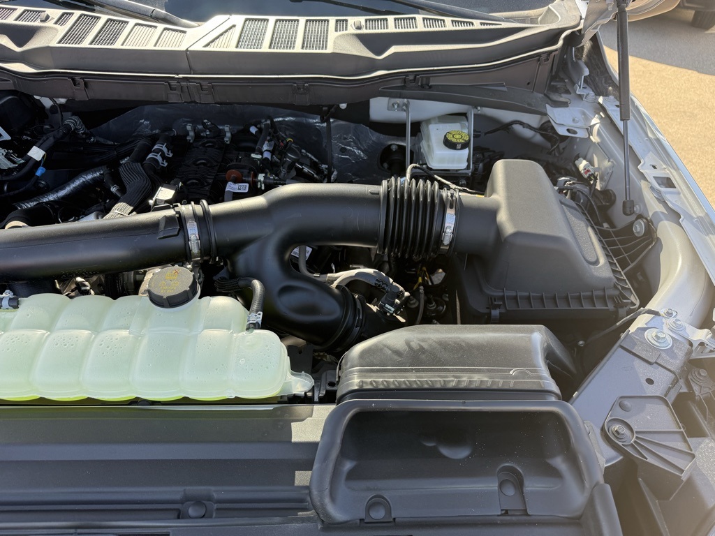 2025 Ford F-150 XLT photo 36
