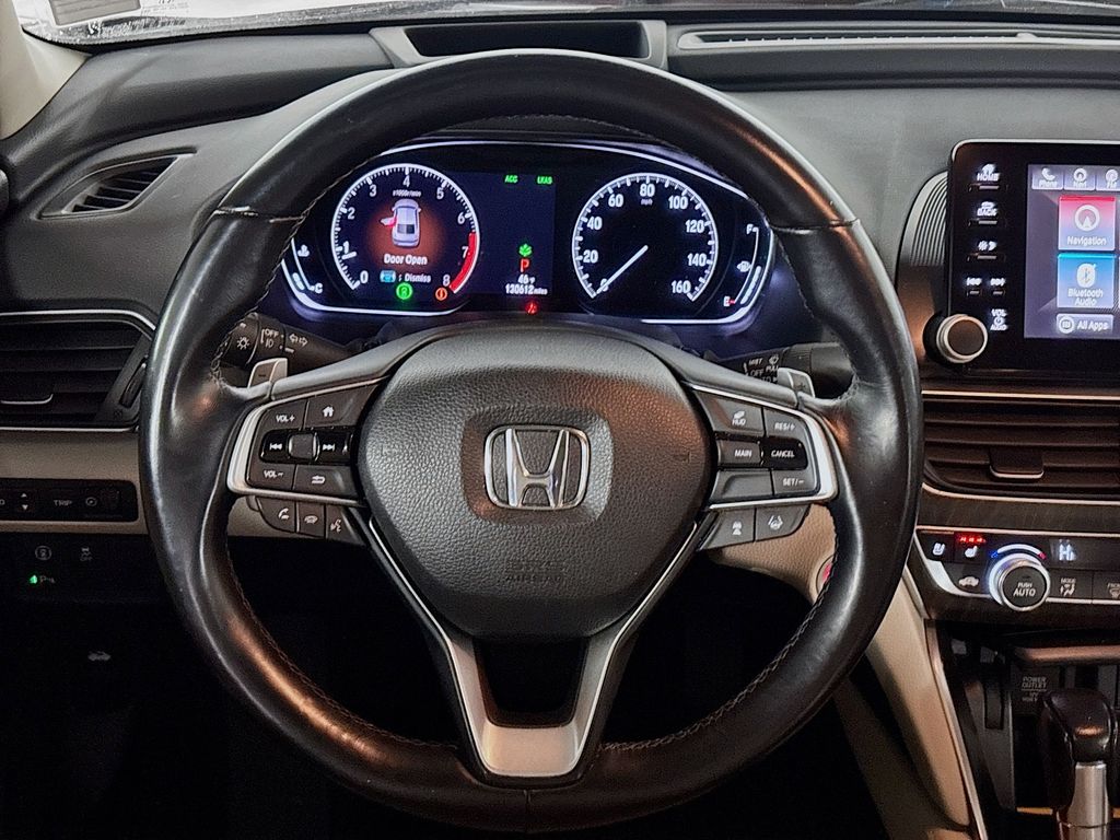 2018 Honda Accord Touring photo 13