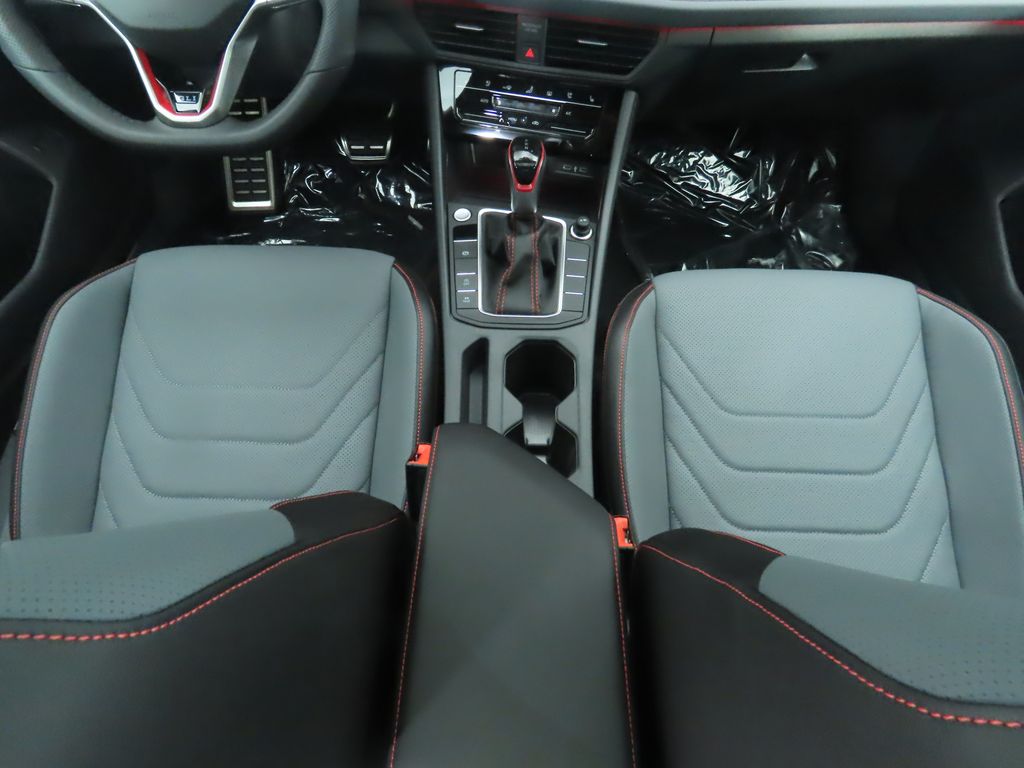 2026 Volkswagen Jetta GLI 2.0T Autobahn photo 12