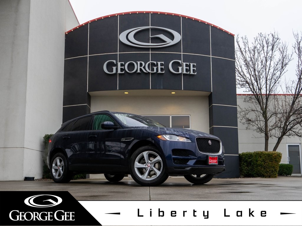 2018 Jaguar F-PACE Premium's photo