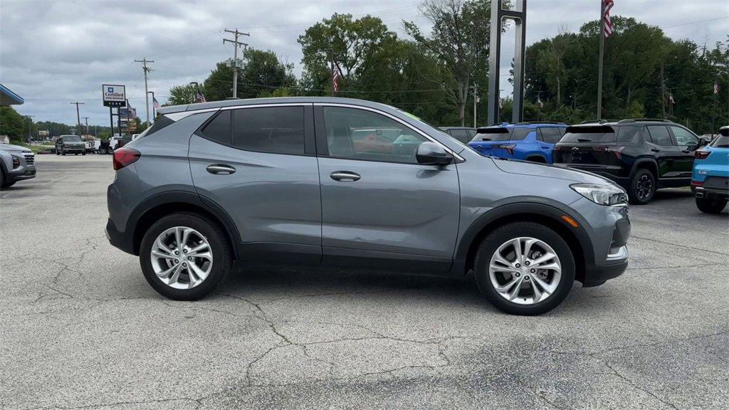 2022 Buick Encore GX Preferred photo 2
