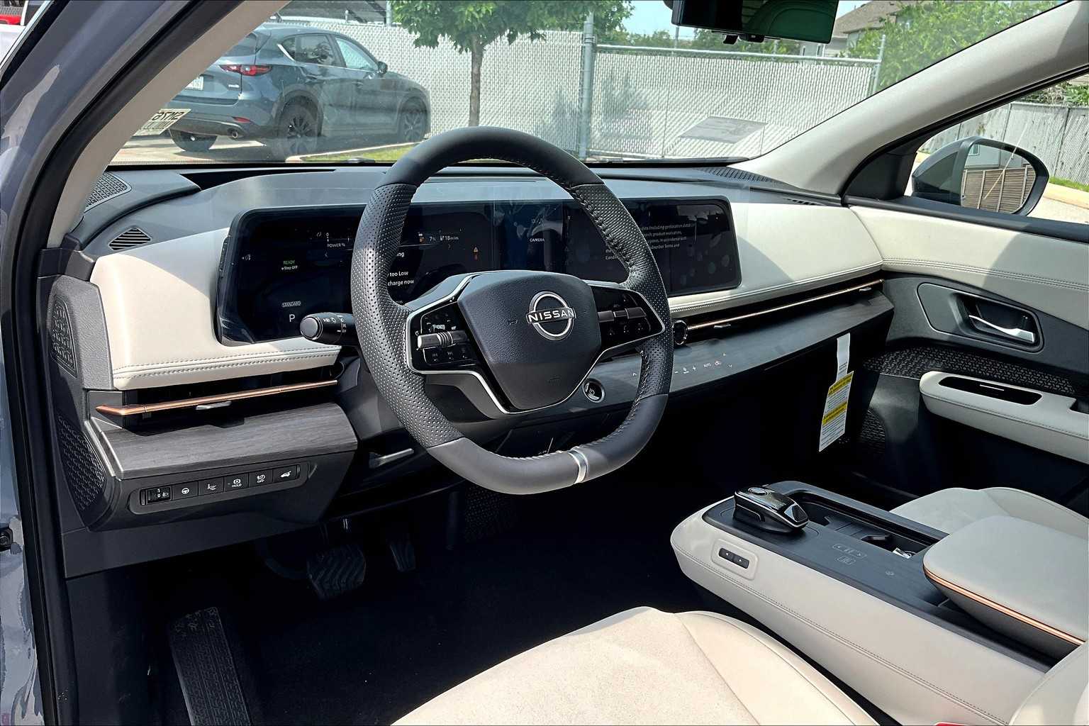 2025 Nissan ARIYA Evolve+ photo 9