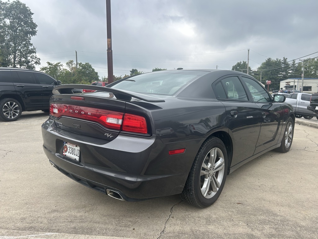 2013 Dodge Charger R/T photo 5