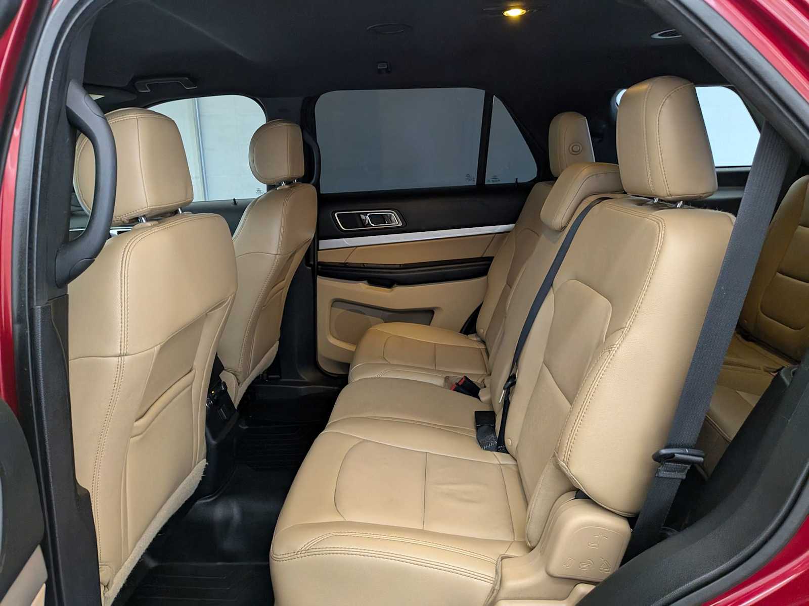 2017 Ford Explorer XLT photo 20
