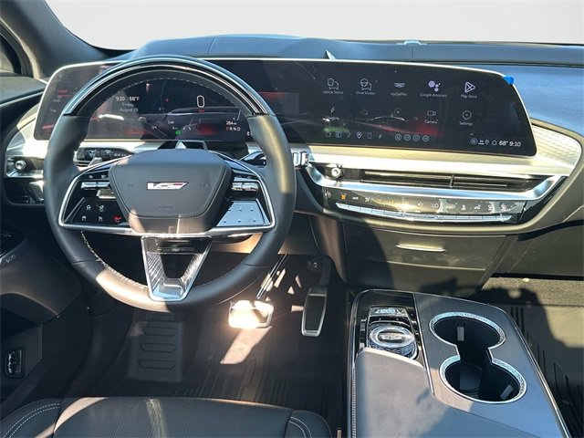 2026 Cadillac Lyriq photo 2