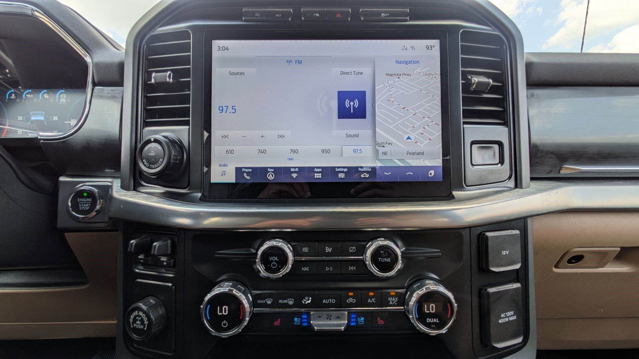 2021 Ford F-150 Lariat photo 25