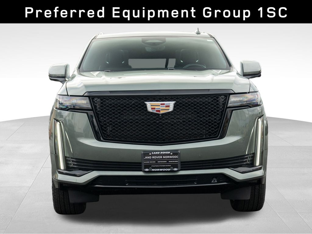 2023 Cadillac Escalade Sport photo 2
