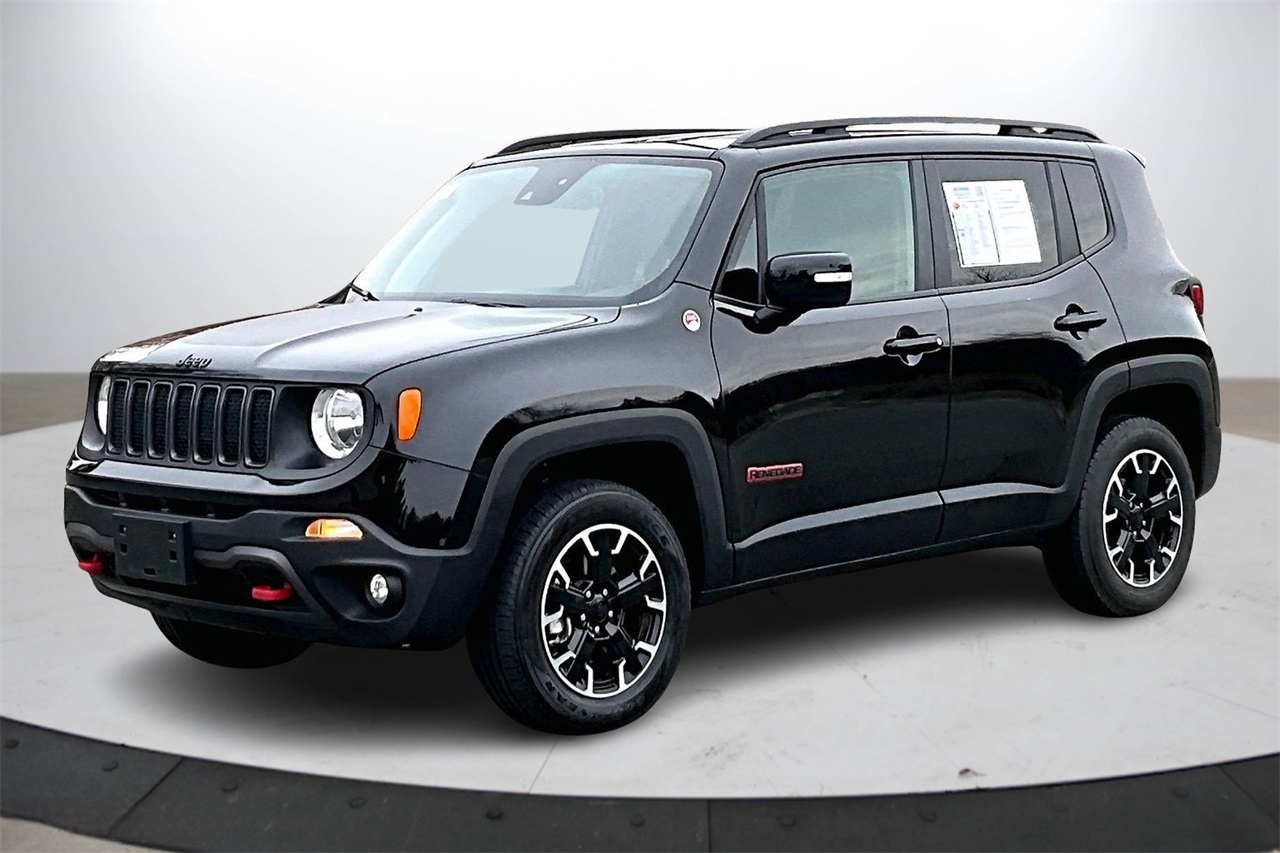 2023 Jeep Renegade Trailhawk photo 4