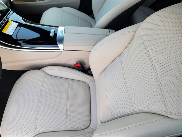 2026 Mercedes Benz GLC 350e 4MATIC photo 7
