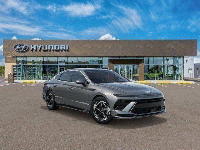 2025 Hyundai Sonata SEL Convenience photo 2