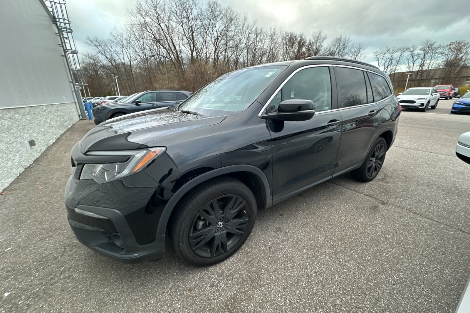 2022 Honda Pilot Special Edition photo 2