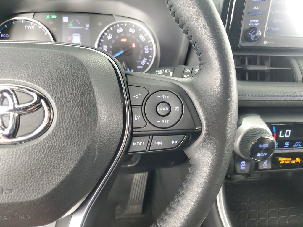 2022 Toyota RAV4 Hybrid SE photo 20