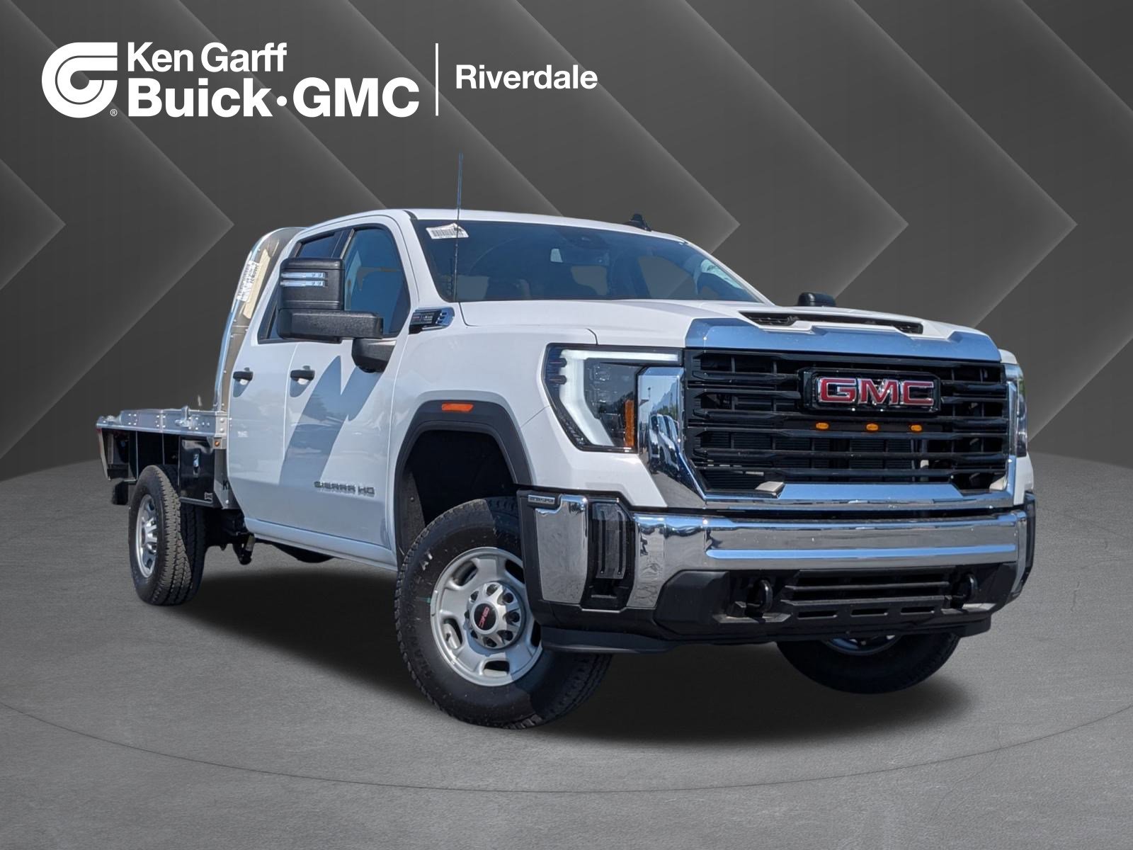 2025 GMC Sierra 2500HD Pro's photo