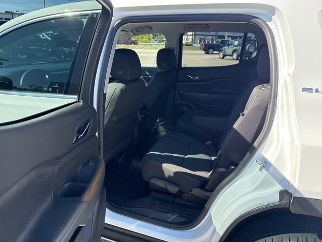 2023 Gmc Acadia SLE photo 11