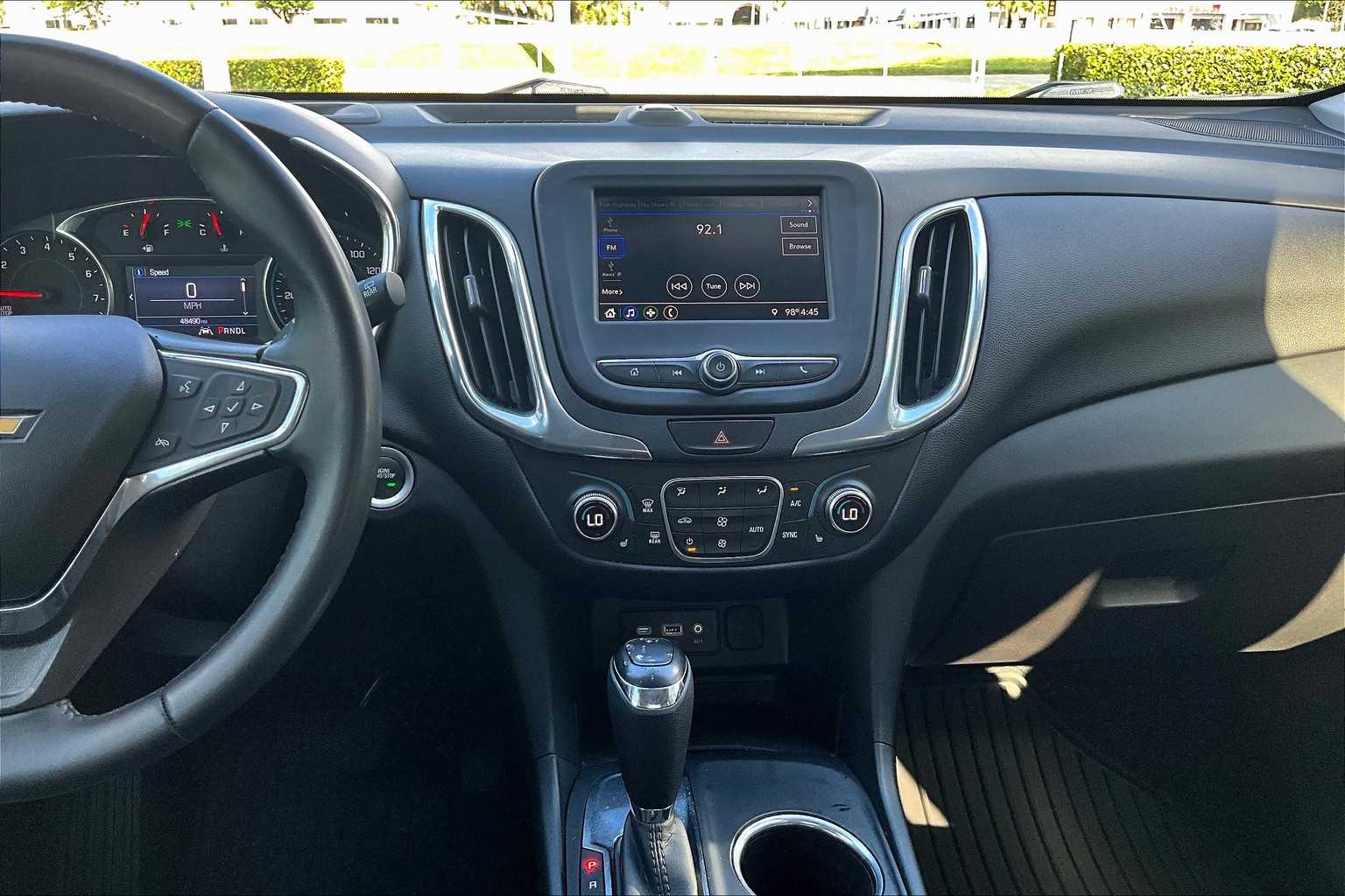 2020 Chevrolet Equinox LT photo 6