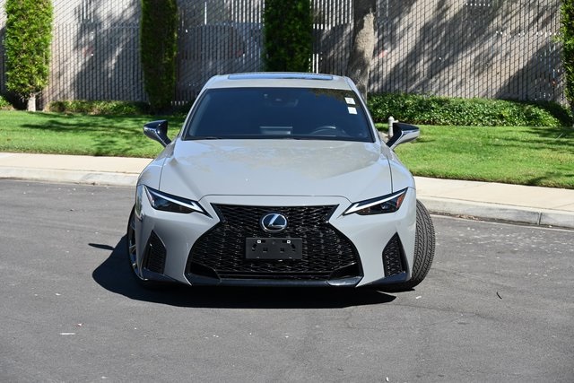 2024 Lexus IS 350 F SPORT photo 2