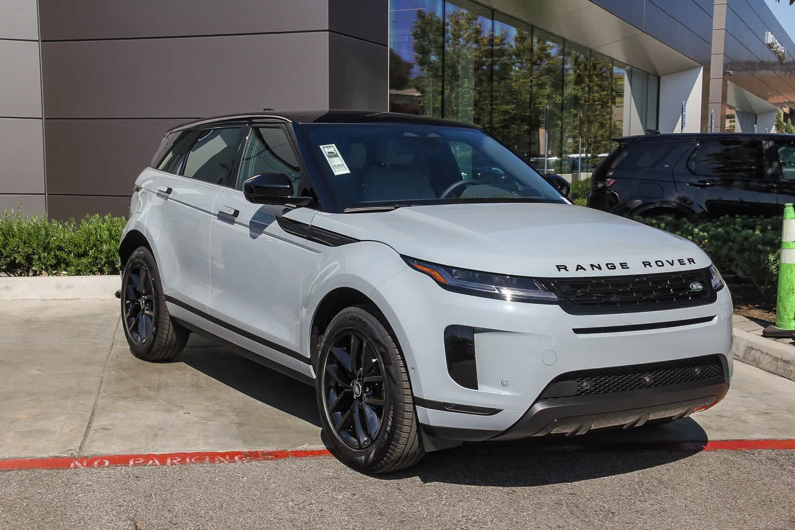 2026 Land Rover Range Rover Evoque S photo 3