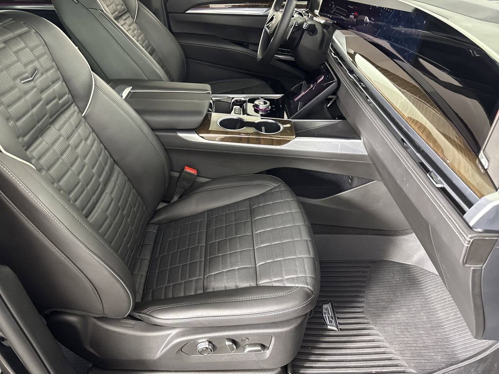 2025 Cadillac Escalade Sport Platinum photo 9