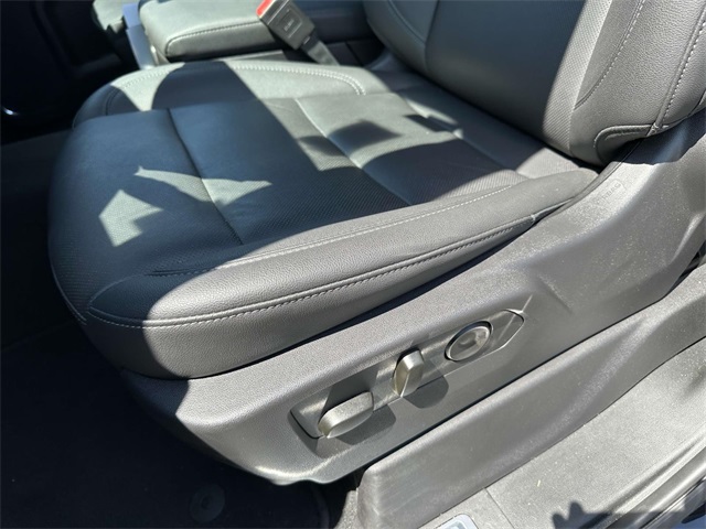 2024 Gmc Sierra 1500 SLT photo 9