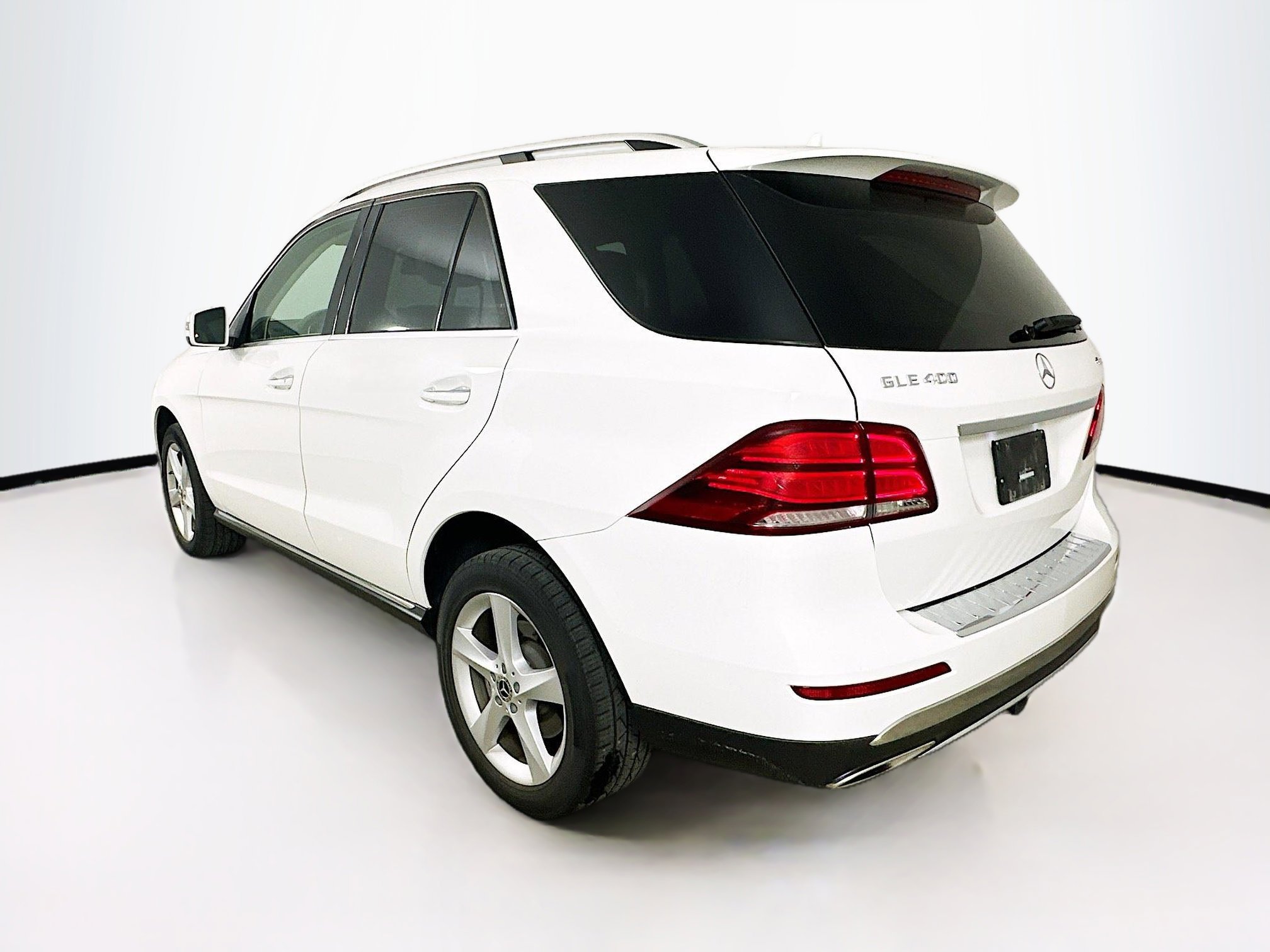 2019 Mercedes Benz GLE 400 4MATIC photo 3
