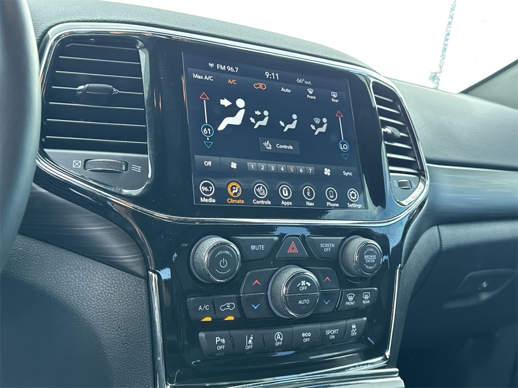 2022 Jeep Cherokee Laredo X photo 25