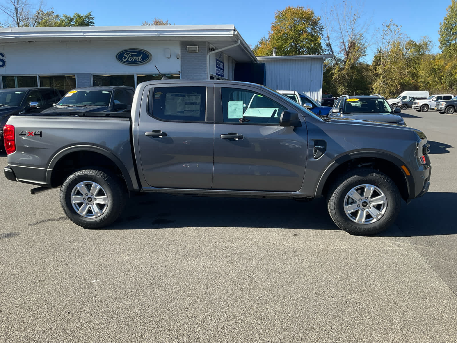 2025 Ford Ranger XL photo 2